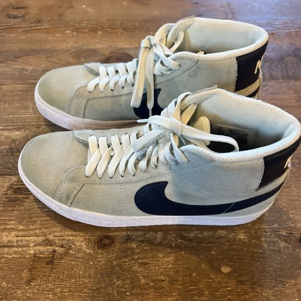 Nike SB Zoom Blazer Mid Mint Barley Green 864349-303 Men’s Size 5.5 EUC
